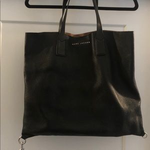 Gorgeous Leather Marc Jacobs Tote. Like New!